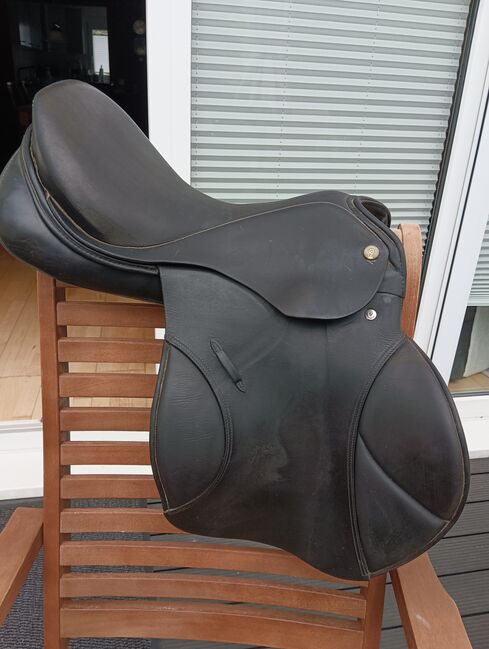 Otto Schumacher Profi Springsattel, Otto Schumacher  Profi, Andrea R., Jumping Saddle, Mettmann, Image 5