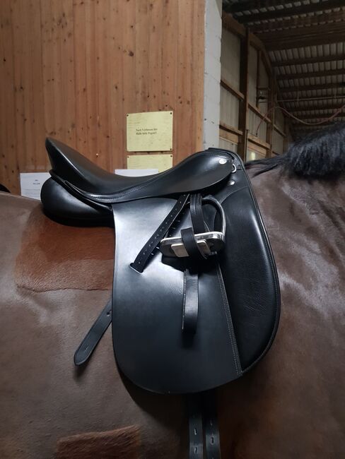 Otto-Schuhmacher-Dressursattel, Otto Schuhmacher, D.Jansen, Dressage Saddle, Grevenbroich, Image 2