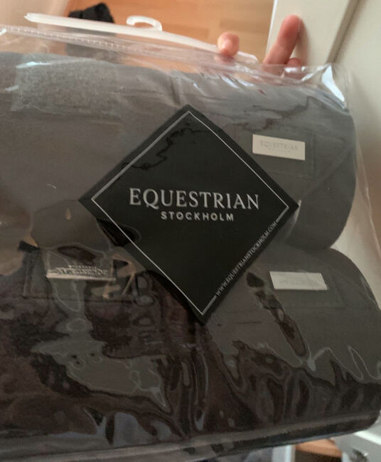 Equestrian Stockholm Silver Grey Set Bandagen Schabracke, Equestrian Stockholm , Malena , Dressage Pads, Bottrop, Image 2