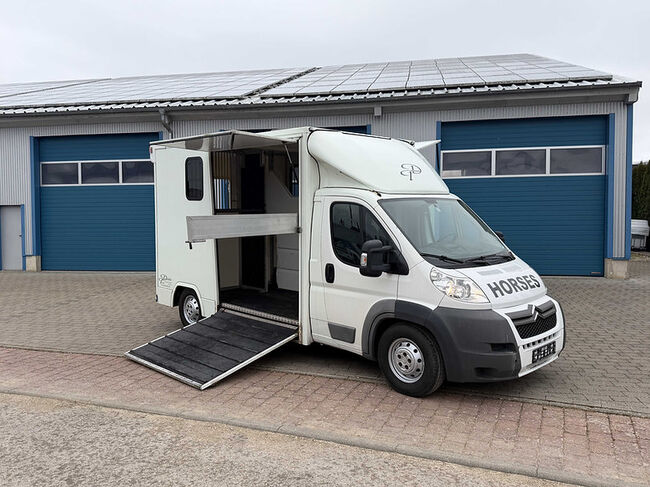 Pferdetransporter 2-Ride 2 Rampen Citroen Jumper Viehtransporter Tiertransporter, Dickenherr Dickenherr 2 Ride , Gerhard Strobel (Dickenherr Trucks und Trailers), Horse Trailers, Baden-Württemberg - Unterschneidheim