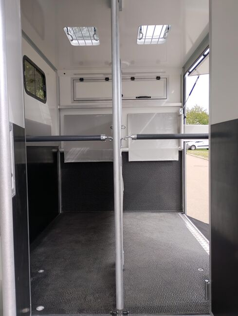 Pferdetransporter DT Citroen Jumper Hengstausstattung 165PS Klima Viehtransporter, Dickenherr Dickenherr 2 Ride , Gerhard Strobel (Dickenherr Trucks und Trailers), Horse Trailers, Baden-Württemberg - Unterschneidheim, Image 19
