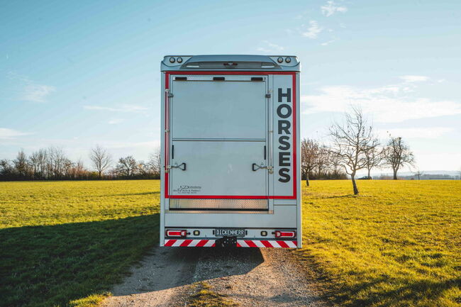 Pferdetransporter Mercedes Actros 1832 Horsetruck Wohnmobil Tiertransporter Viehtransporter, Dickenherr Dickenherr Actros, Gerhard Strobel (Dickenherr Trucks und Trailers), Horse Trailers, Baden-Württemberg - Unterschneidheim, Image 5