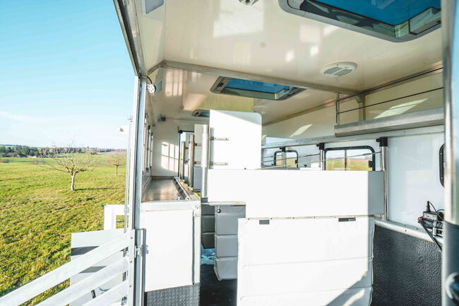 Pferdetransporter Mercedes Actros 1832 Horsetruck Wohnmobil Tiertransporter Viehtransporter, Dickenherr Dickenherr Actros, Gerhard Strobel (Dickenherr Trucks und Trailers), Horse Trailers, Baden-Württemberg - Unterschneidheim, Image 11