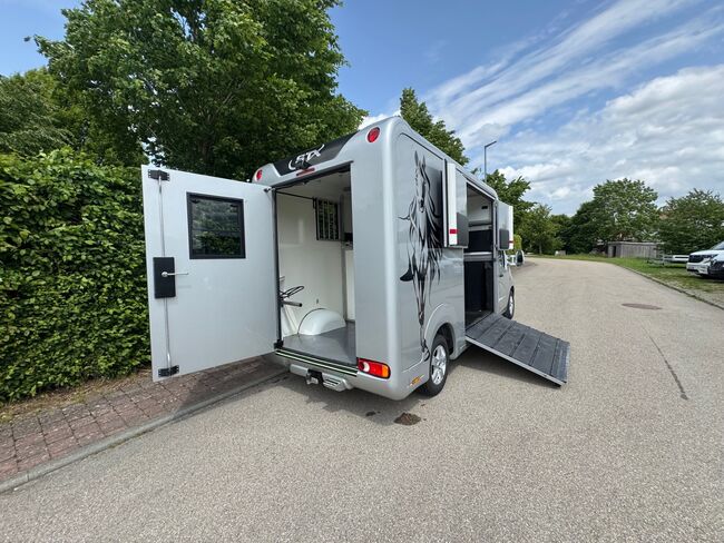 Pferdetransporter STX Automatik Tiertransporter Viehtransporter, STX STX, Gerhard Strobel (Dickenherr Trucks und Trailers), Horse Trailers, Baden-Württemberg - Unterschneidheim, Image 4