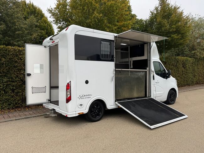 Pferdetransporter Viehtransporter Tiertransporter Hengst Automatik 180PS Renault Selbstfahrer 3.5t, Renault Master Sodiak, Gerhard Strobel (Dickenherr Trucks und Trailers), Horse Trailers, Baden-Württemberg - Unterschneidheim, Image 8