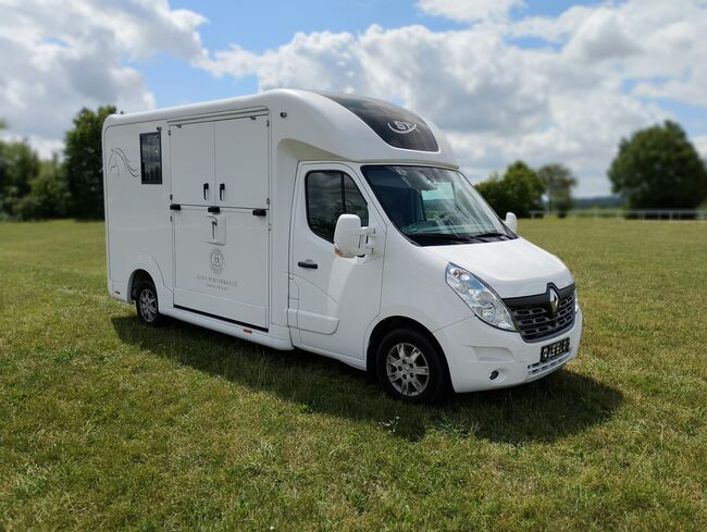 Pferdetransporter Renault Master Automatik Nur 35.300KM 170 PS Viehtransporter Selbstfahrer, Renault Master Renault Master STX, Gerhard Strobel (Dickenherr Trucks und Trailers), Horse Trailers, Baden-Württemberg - Unterschneidheim