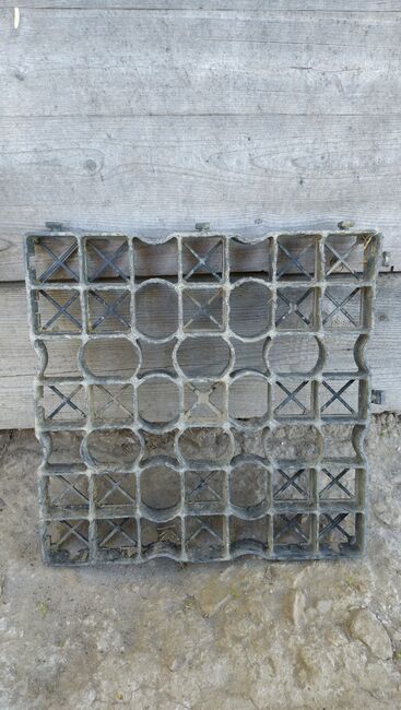Paddockplatten 50 x 50 x 4 cm, Eva, Horse & Stable Mats, Guntersblum 