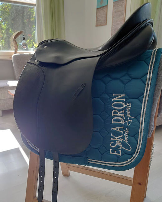 Passier A Tempi Dressursattel, 17", Passier A Tempi, Janina Beilfuß, Dressage Saddle, Ahrensbök, Image 3