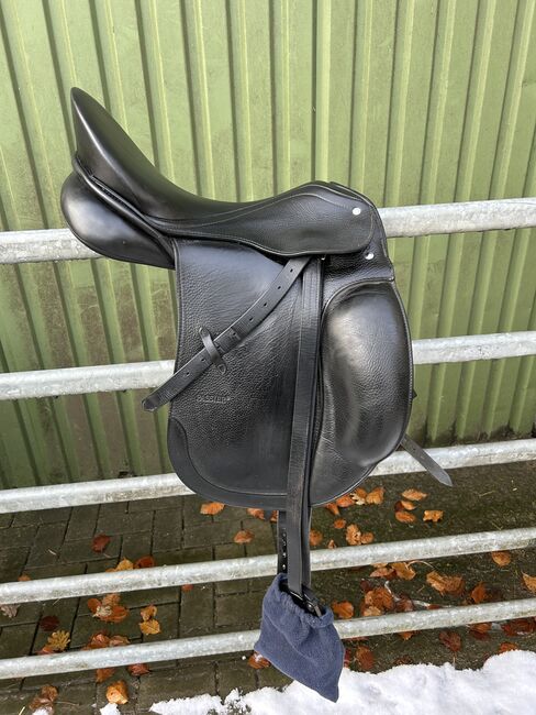 Passier Corona 2 Dressursattel 17 Zoll (2020), Passier Corona 2, Alina S., Dressage Saddle, Waabs , Image 4