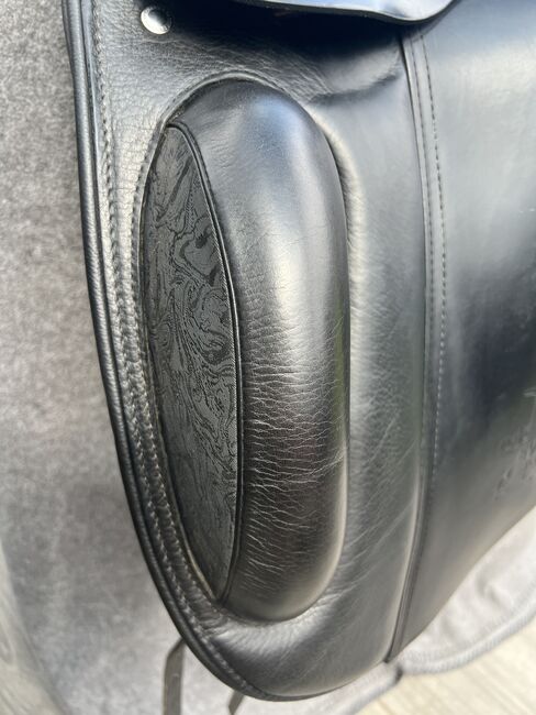 Passier Dressursattel EVO-D Mono 17“ Keil Schulterfreiheit, Passier EVO-D, Melanie Wellmann, Dressage Saddle, Bottrop, Image 5