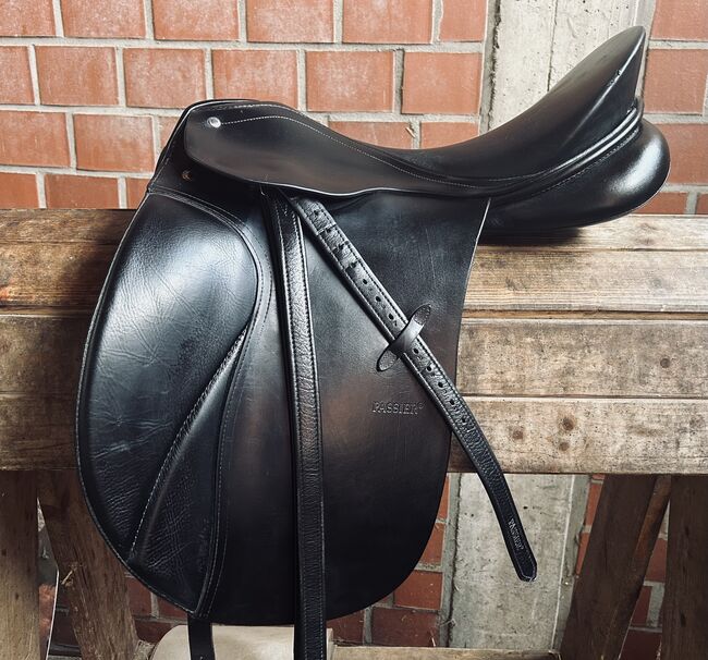 Passier Dressursattel GG extra. 17,5 Zoll + Zubehör, Passier Hannover GG extra , Julia, Dressage Saddle, Greven