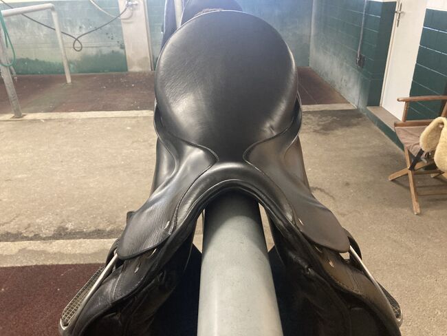 Passier Grand Gilbert, Größe 17,5", Passier Grand Gilbert, Mario, Dressage Saddle, Schenkon, Image 2