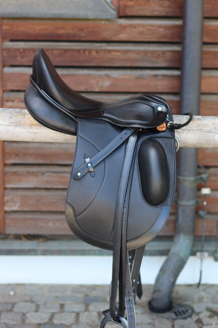 Passier Grand Prix Special Dressursattel, Passier Grand Prix Special, Joya Borgward-Cromd, Dressage Saddle, München