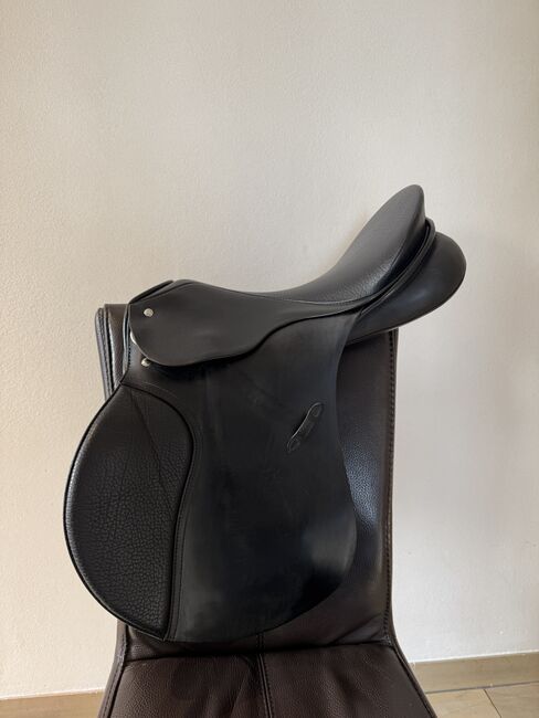 Passier Springsattel A-Tempi 17 Zoll, Passier A-Tempi, Marlene Schuba, Jumping Saddle, Düsseldorf 