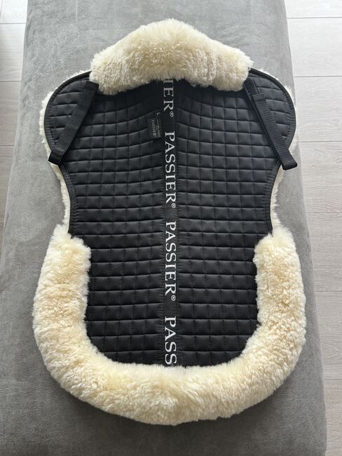 Passier Lammfell Pad Gr. L, Passier  Lammfell , Stefan , Other Pads, Flensburg