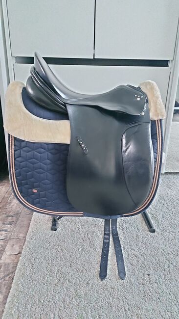 Passier Lenox 17 Zoll Dressursattel mit rosegold Strass, Passier  Lenox, Mareike K, Dressursattel, Marsberg