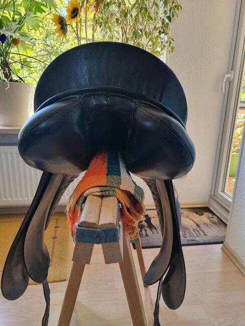Passier Optimum Dressursattel 17,5 Zoll (schwarz), Passier Optimum, Kristin Fest, Dressage Saddle, Molfsee