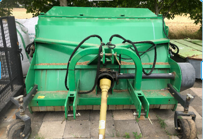 Weidepflege mit Schlegelmulcher mit Auffangwanne, GEO FLP 180, Bothe, Electric Fencing Equipment, Neuwied