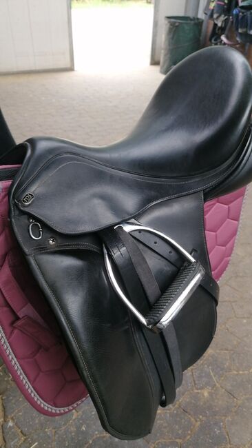 PDS "Euro" Dressursattel, PDS Euro, Alina Herder, Dressage Saddle, Erftstadt , Image 2