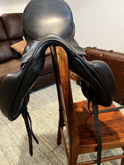 PDS Grande Dressage Saddle 18" Wide, PDS Grande, Hilery Lindmier, Dressage Saddle, Laramie, Image 10