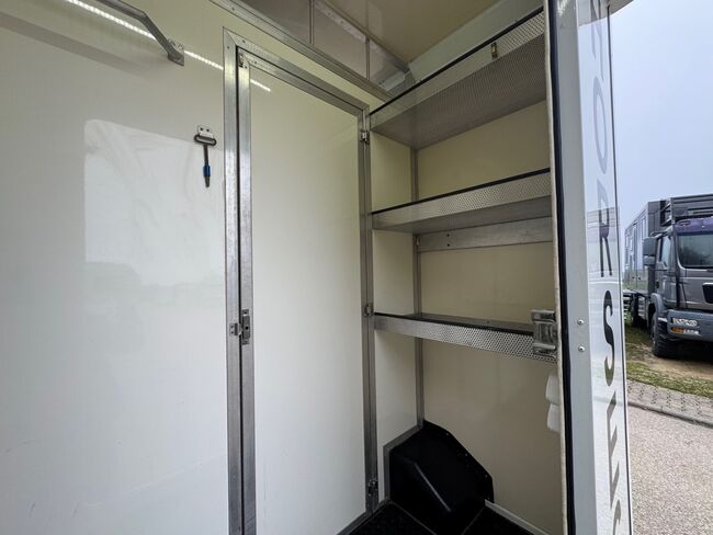 Pferdetransporter 2 Seitenrampen Nur 20500KM Viehtransporter Tiertransporter, Dickenherr Dickenherr 2 Ride , Gerhard Strobel (Dickenherr Trucks und Trailers), Pferdeanhänger, Baden-Württemberg - Unterschneidheim, Abbildung 12