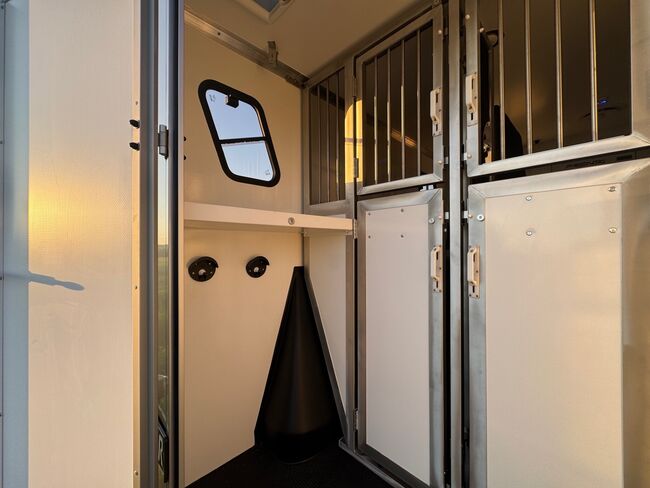 Pferdetransporter Dickenherr2-Ride Mercedes Automatik Neufahrzeug, Dickenherr Dickenherr 2 Ride Mercedes, Gerhard Strobel (Dickenherr Trucks und Trailers), Pferdeanhänger, Baden-Württemberg - Unterschneidheim, Abbildung 6