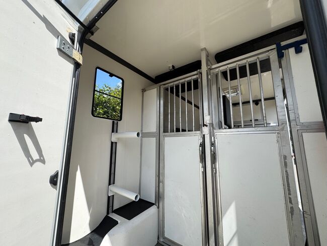 Pferdetransporter Renault 3,5t Hengstausstattung Viehtransporter, Renault Master Renault Master Hengst, Gerhard Strobel (Dickenherr Trucks und Trailers), Pferdeanhänger, Baden-Württemberg - Unterschneidheim, Abbildung 13