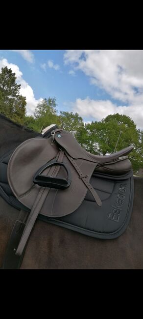 Philippe Fontaine stübben springsattel, Stübben  Phillippe Fontaine , Julia , Jumping Saddle, Gnarrenburg