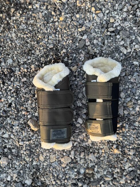 Plüsch Gamaschen, Nicole, Tendon Boots, Gumpoldskirchen