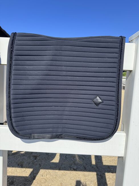 Kentucky Schabracke mit Bandagen, Kentucky , Sk, Czapraki, Landshut 