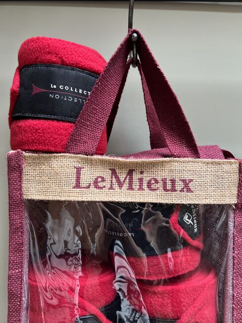 Polo bandages, chilli red, LeMieux, size full, LeMieux Polo wraps, Maria M, Horse Bandages & Wraps, Kent, Image 2
