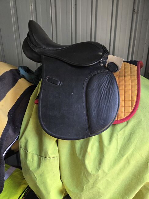 Pony saddle. 16 inch, Ruth  Mathison , Vielseitigkeitssattel (VS), Hull