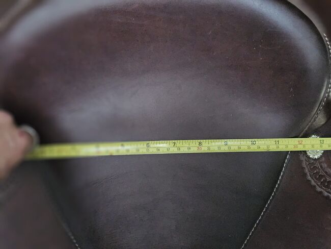 Pools Reiner Round Skirt, Pools Westernsattel , Yvonne Pütz , Westernsattel, Mönchengladbach, Abbildung 3
