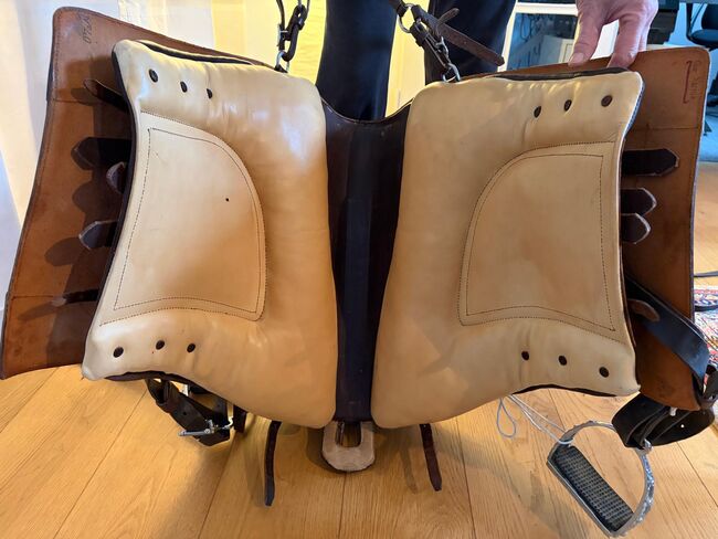 Portugiesischer Sattel, Amazona, Rabea, Baroque Saddle, Heidelberg