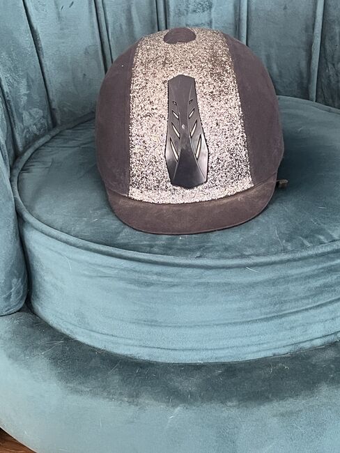 Pre loved horse riding gear, Horze Hz equestrian Div, Nicky, Riding Helmets, Johannesburg