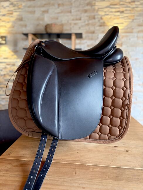 Dressursattel Premium Leder von Waldhausen 17,5 *Komplettpaket*, Premium Leder, Katja Limmer, Dressage Saddle, Selb