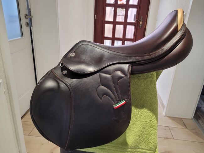 Prestige Arezzo 18" 33 Springsattel, Prestige  Arezzo , Katharine , Springsattel, Ilsede