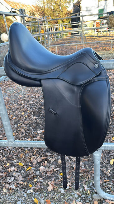 Prestige Brillante 17 Zoll neuwertig, Prestige Brillante , Mü, Dressage Saddle, Gummersbach 