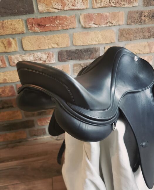 Prestige D1 Dressursattel, Prestige  D1, K. Lorenz, Dressage Saddle, Wölpinghausen, Image 3