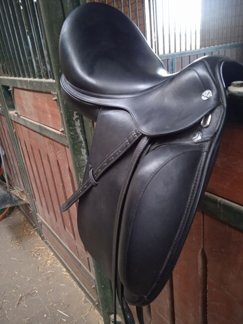 Prestige D2 K Free 18 zoll, Prestige D2 K free, Serpa, Dressage Saddle, Eimsheim, Image 3