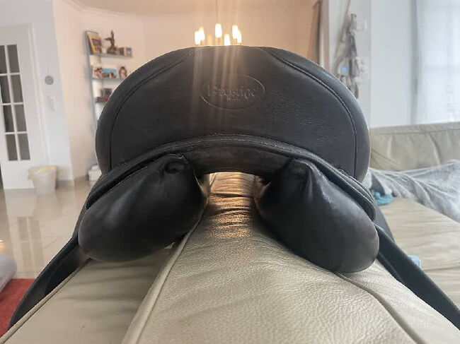 PRESTIGE DRESSUR SATTEL. 16.5 Zoll, Ella, Dressage Saddle, Glarus, Image 4