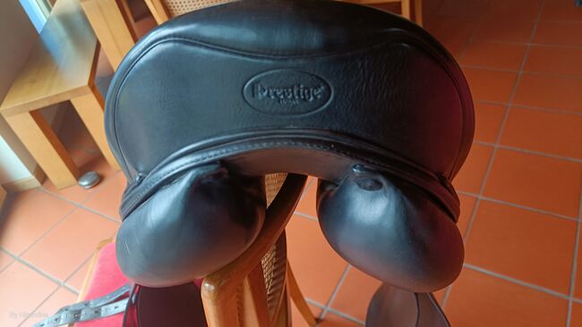 Prestige Dressursattel Doge, 17/32, Prestige  Doge, Susanne , Dressage Saddle, Erlangen , Image 3