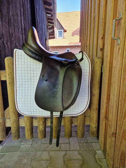 Prestige Dressursattel D2 17M mittlere kammer 17 zoll, Prestige  D2, K. Werner, Dressage Saddle, Westerwalsede