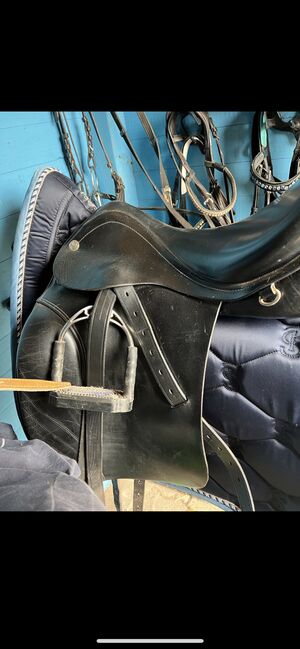 Tausche oder Verkaufe Prestige Dressur Sattel, Prestige , Jenny , Dressage Saddle, Lübeck