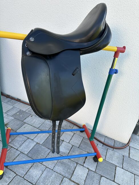 Prestige Dressursattel Doge Classic in der Sitzgröße 17/33, Prestige Doge Classic, Juliana Wenger, Dressage Saddle, Todtenweis, Image 8