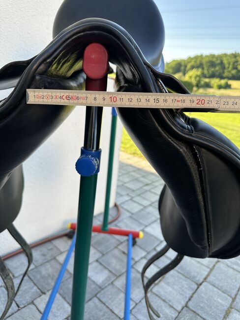 Prestige Dressursattel Doge Classic in der Sitzgröße 17/33, Prestige Doge Classic, Juliana Wenger, Dressage Saddle, Todtenweis, Image 9