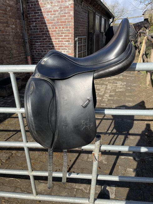 Prestige Helen x Technologie 18/33, Prestige Helen Langehahnenberg x Technologie , Privat, Lambskin Pad, Lohmar