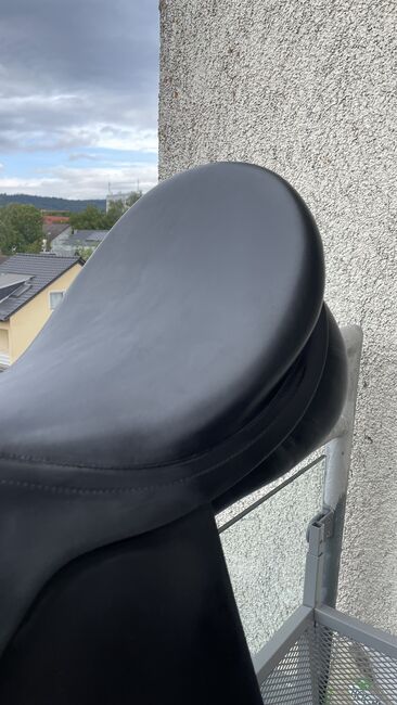 Prestige Hippos Dressage KW30 18“ Dressursattel, Prestige Hippos Dressage, Esther, Dressage Saddle, Mainz, Image 20