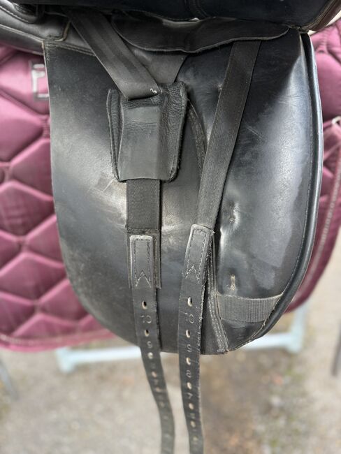 Prestige LC Dressursattel 17/35 bzw. 17/34, Prestige LC, Manuela G., Dressursattel, Schallbach, Abbildung 10