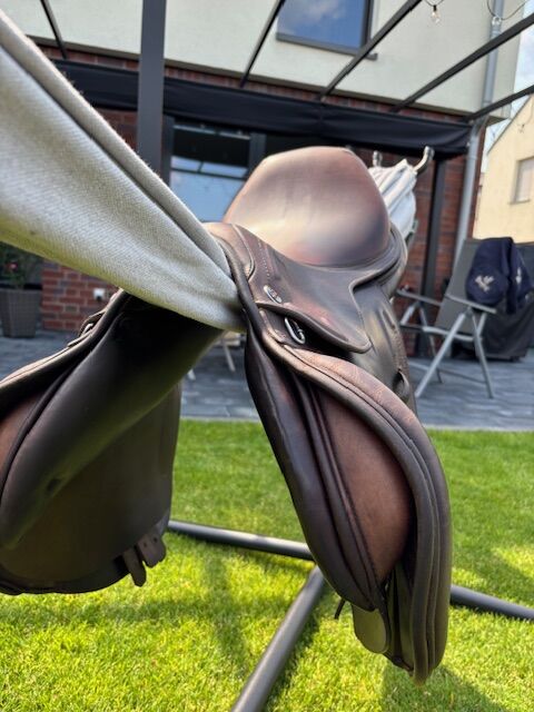 Prestige Michel Robert X - Technology Springsattel, Prestige Michel Robert X - Technology Springsattel, Sabrina Landgraf, Jumping Saddle, Erftstadt, Image 2